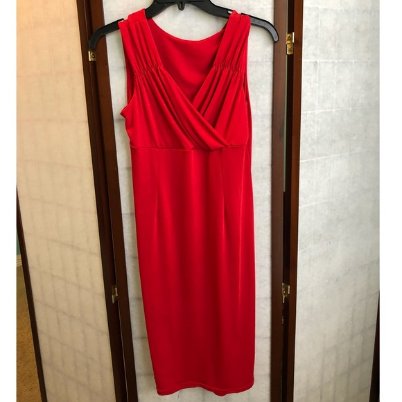 Dresses & Skirts - Red Cocktail Dress ♥️